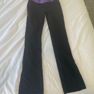 Athleta Flare leggings size 12. Very good conditions. Wore 2